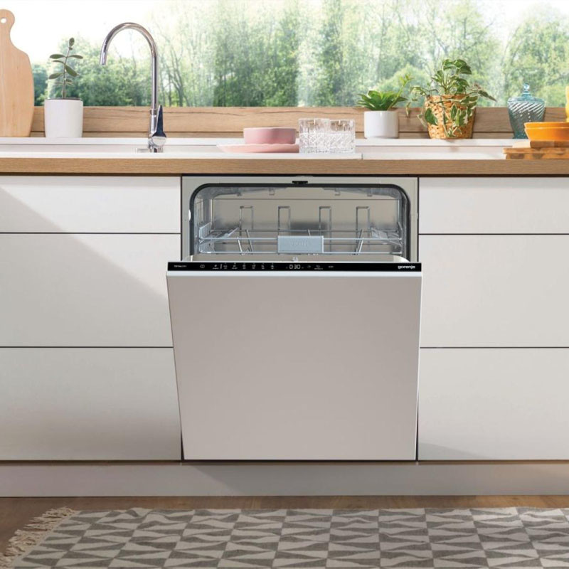 Gorenje ugradna mašina za sudove GV642C60